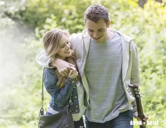 主动搭讪的男人基本不靠谱吗 如何主动搭讪一个男生