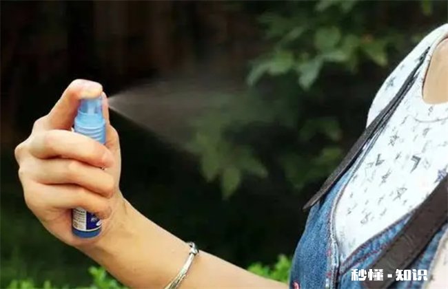 驱蚊水喷衣服上还是皮肤上