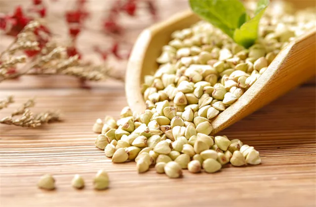 荞麦面不适合什么人吃 荞麦面怎么吃