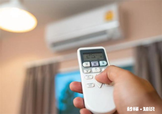 空调睡眠模式会自动调节温度吗