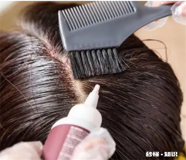 染发前一天要不要洗头发