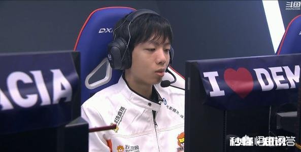 IG宝蓝对smlz犯“公主病”，马哥的反应亮了，网友：建议再去给UZI辅助一下，你怎么看