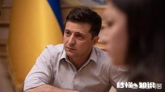 乌总统官方网站出现两份希望泽连斯基辞职的请愿书，为何反被称赞泽林斯基是好样的