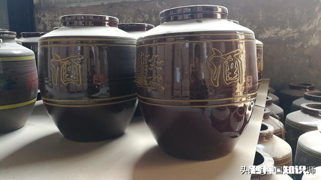 想储存1000块钱左右的白酒，存哪款白酒好呢