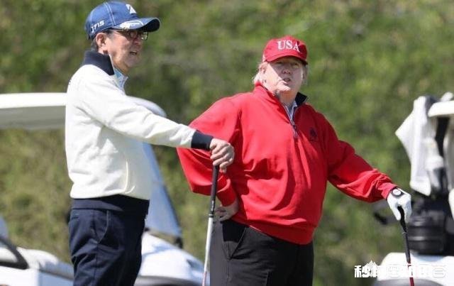 近日安倍走红毯挺丢脸的，特朗普为何让安倍出丑