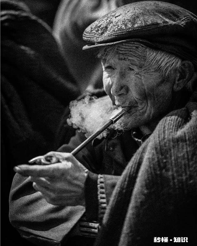 怎样能把一个老人拍摄好