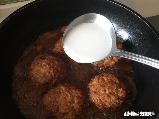 雪花狮子头是什么地方菜，怎么做