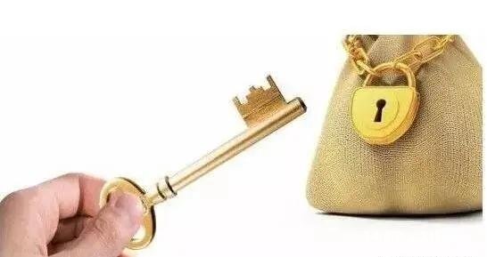 男人拼命挣钱到底为了什么