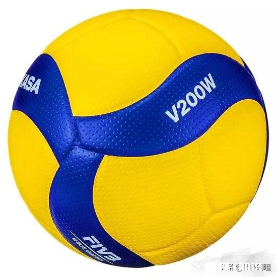 日本估伎重演换女排用球针对欧洲，中国女排刘晏含一喜，李盈莹一忧，您如何看待