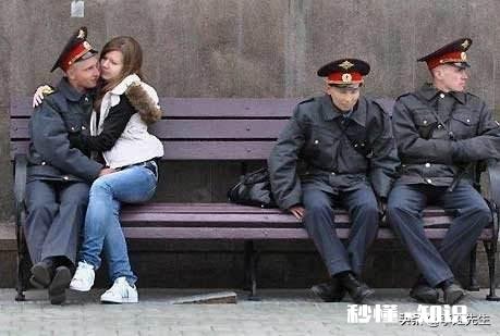 阿尔斯拉诺夫上将被抓，普京下令抄家，俄军腐败为何如此严重