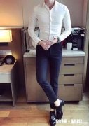 为什么有些女生喜欢男的穿白色衬衫