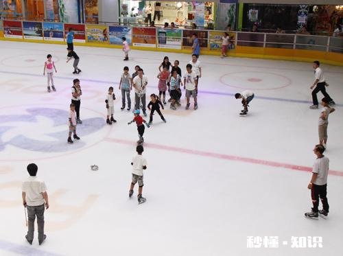 为什么国内电商那么火爆还要开发那么多的商业地产