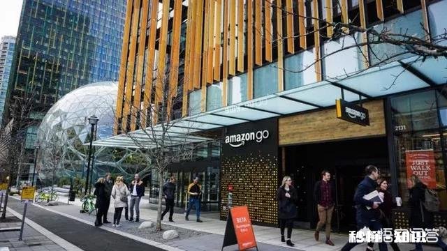 为什么国内电商那么火爆还要开发那么多的商业地产