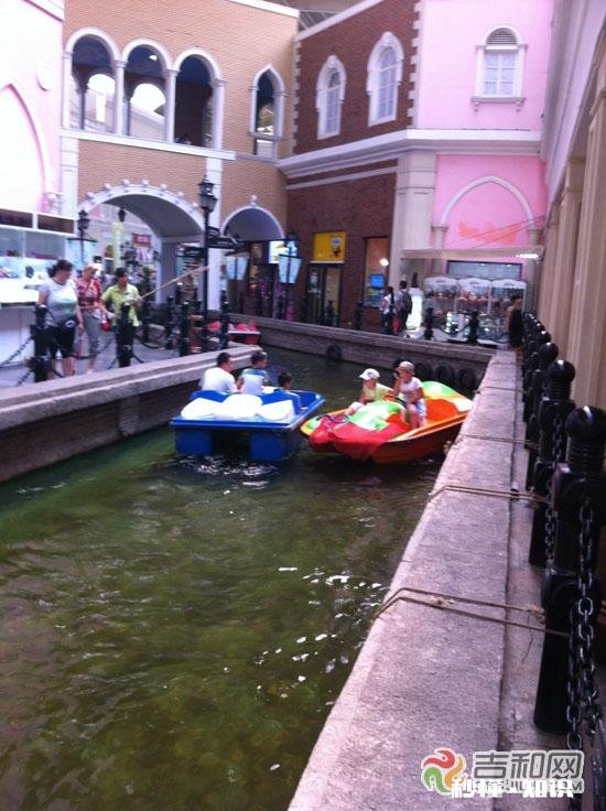 为什么国内电商那么火爆还要开发那么多的商业地产