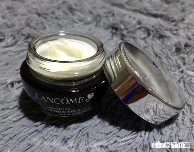 二十岁经常熬夜,用什么眼霜比较好