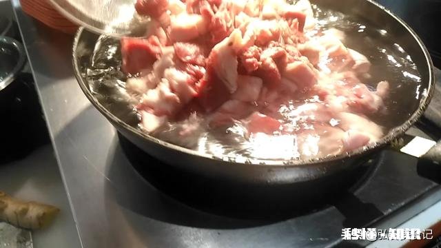 你们在炖羊肉的时候能全部去除那股腥味吗是怎样做的呢