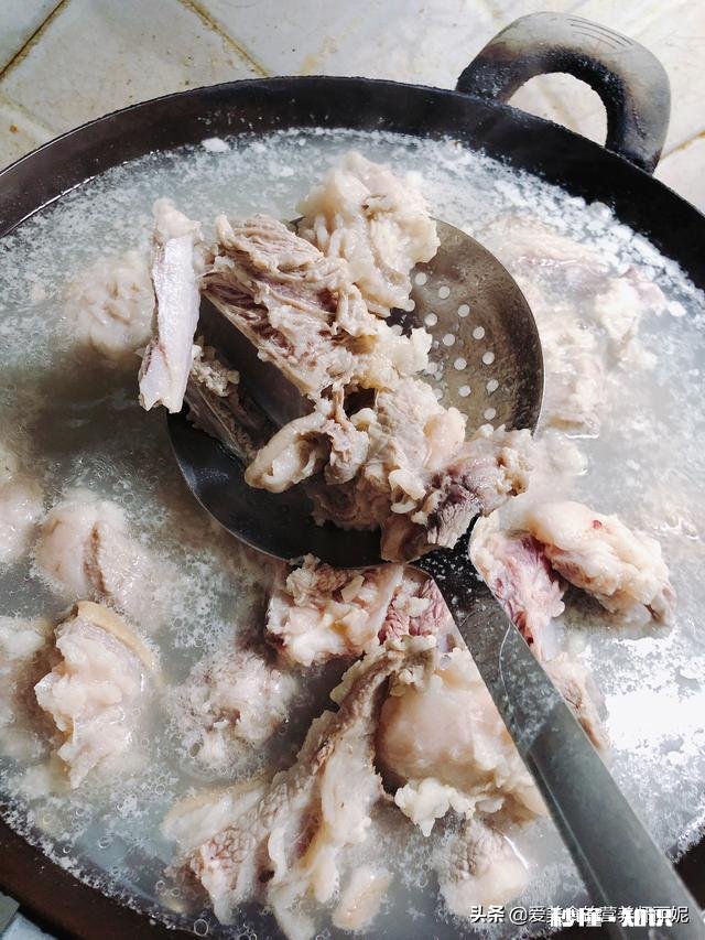 你们在炖羊肉的时候能全部去除那股腥味吗是怎样做的呢