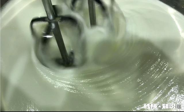 轻乳酪芝士的蛋白部分打到几成发最好