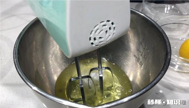 轻乳酪芝士的蛋白部分打到几成发最好