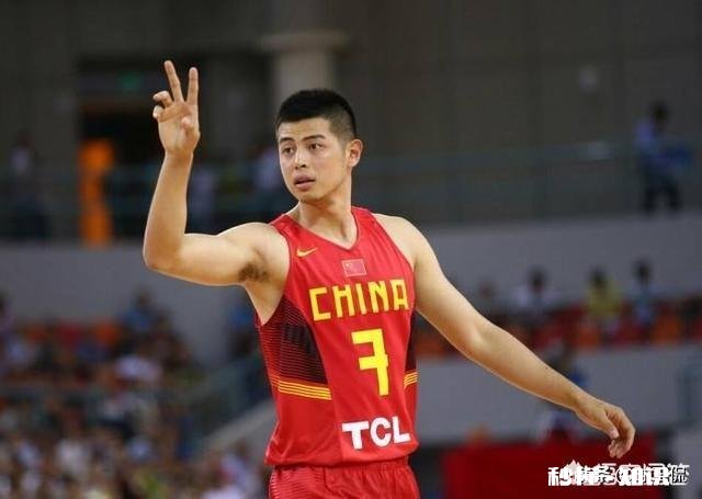 变相裁员！沈梓杰前往国奥练级，男篮大名单还剩13人，最后一个是谁