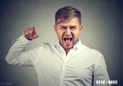 波乌皆指责俄罗斯，拜登说导弹不是俄发射的，这透露出什么玄机