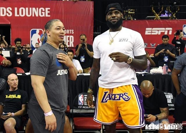 湖人七连胜是因为对手实力弱还是湖人实力太强,对比之前湖人赢球关键点是什么