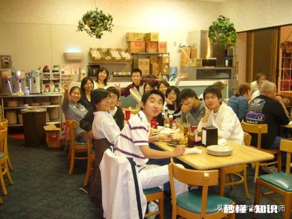 如果获得奖学金请舍友吃饭，花的很多怎么办