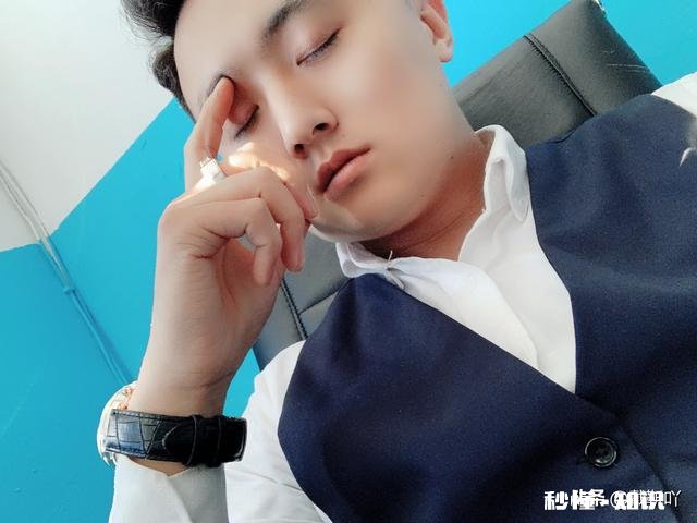 有什么价格合适的双追计时机械表