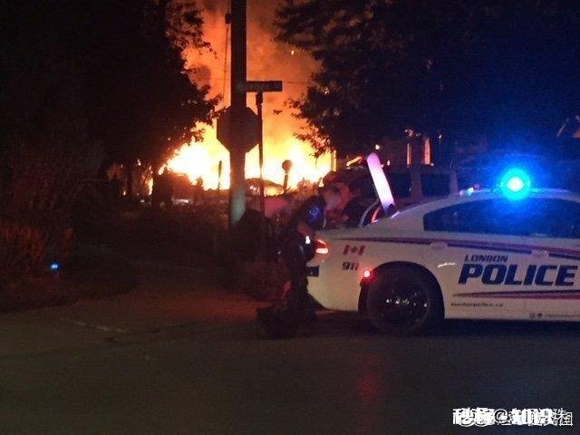 伦敦发生爆炸，难道是恐袭来临