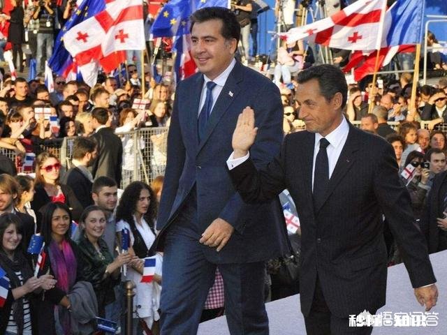 为什么泽连斯基要恢复萨卡什维利的国籍