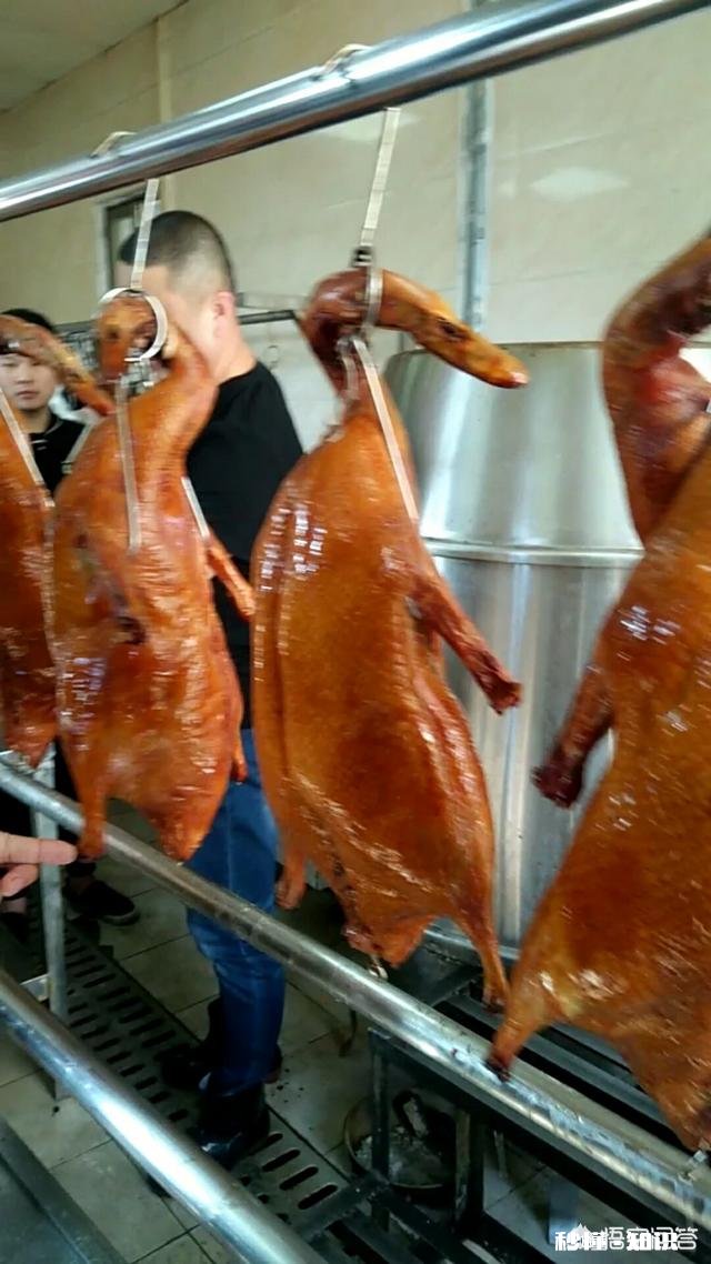 有什么方法可以判断烤鸭有没有熟透