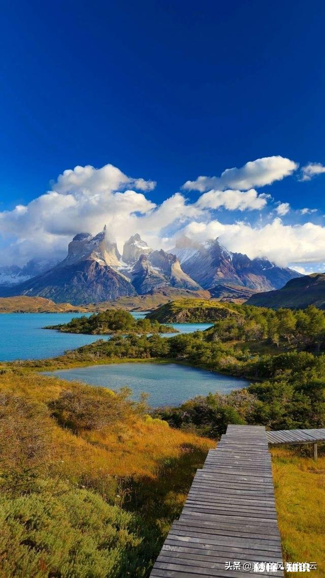 叠字联 上联：山石为岩，岩下有石；求下联