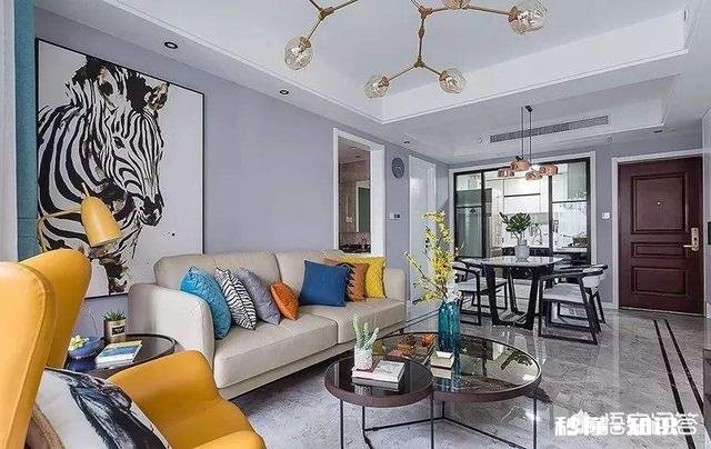 问:各位老师,142平客餐厅一体的这种户型,如何设计比较好