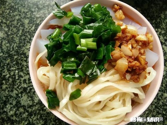 小时候的夏天,我们那儿有凉糕,冰粉,你们那儿都有哪些消暑降温的特色食品