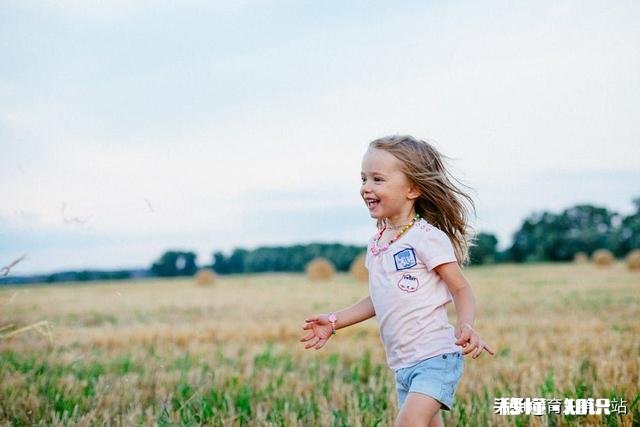 半岁宝宝积食吃什么调理，萝卜煮水去小儿积食吗