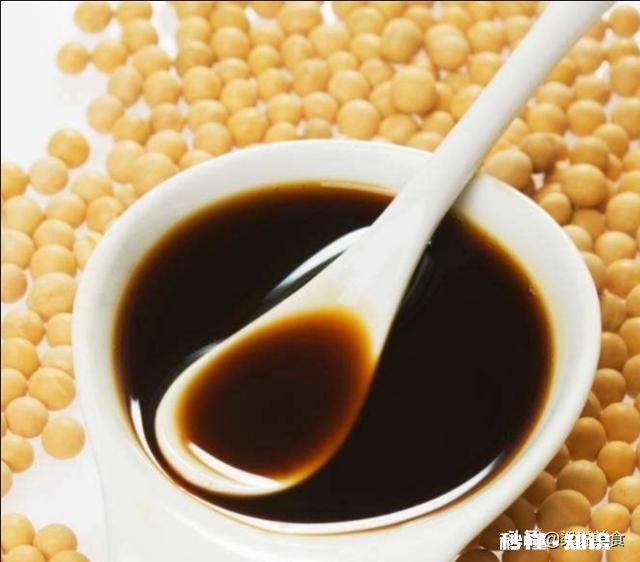 味极鲜、美极鲜、生抽、蒸鱼豉油的区别是什么