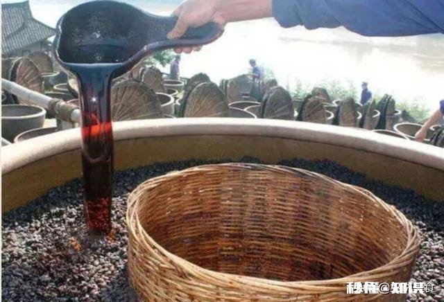 味极鲜、美极鲜、生抽、蒸鱼豉油的区别是什么