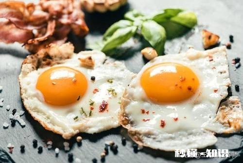 每天都坚持吃一个鸡蛋并且喝一杯牛奶，但是感觉身体没有实质性的变化，是什么原因