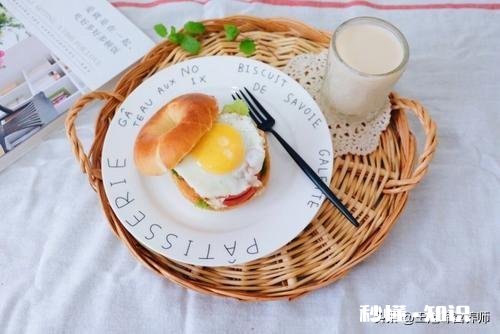 每天都坚持吃一个鸡蛋并且喝一杯牛奶，但是感觉身体没有实质性的变化，是什么原因