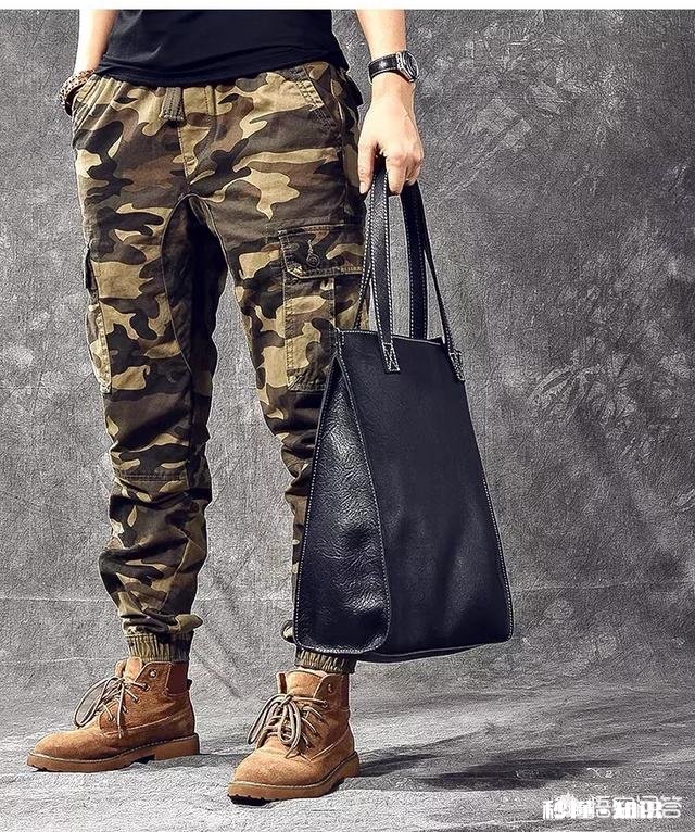 冬季参加婚礼，男士穿大衣配什么包合适