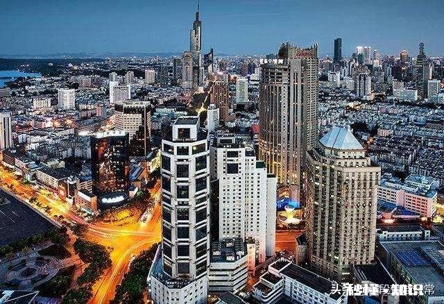 很多大龄青年宁愿在北上广奔波也不回老家发展你怎么看