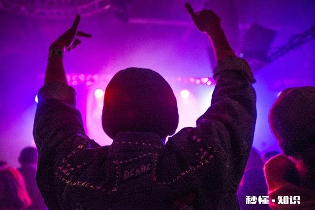 很多大龄青年宁愿在北上广奔波也不回老家发展你怎么看