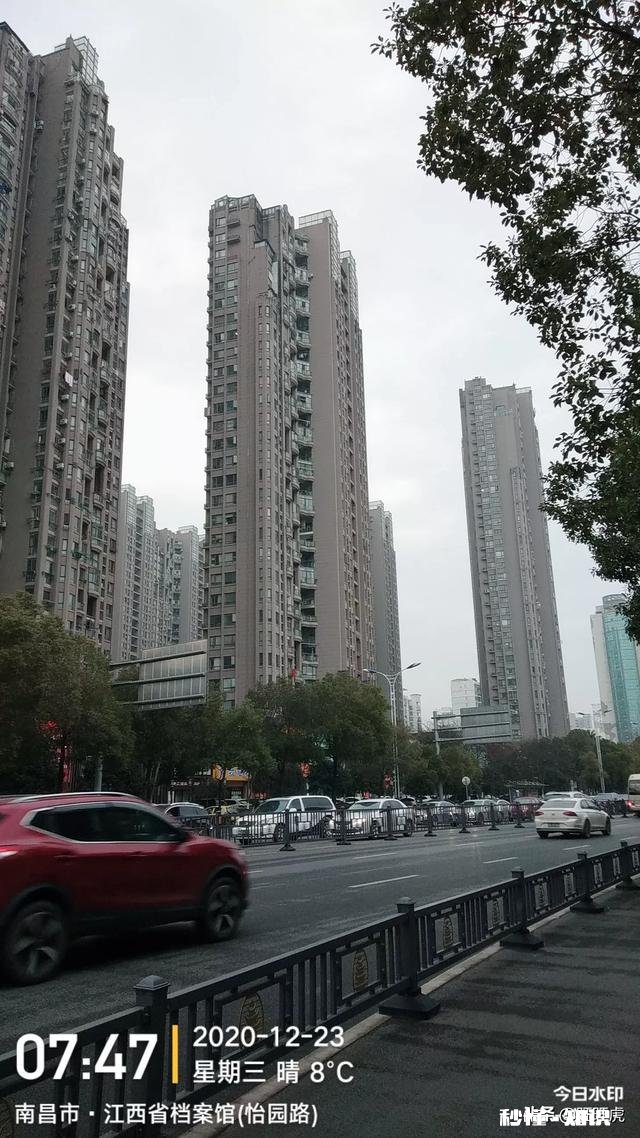 同一地域，为什么感觉农村的气温稍低，而城里的却稍高呢