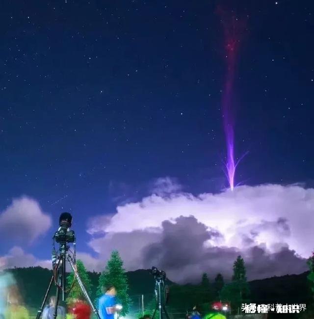 为什么闪电不是直线的呢