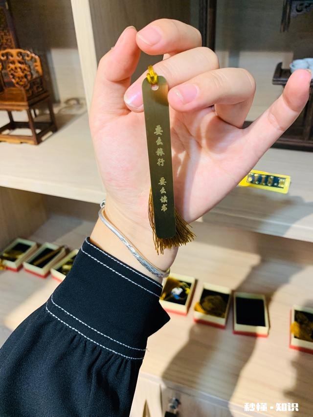 还记得你的第一个女朋友长什么样子吗感觉如何