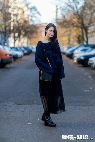 深灰，浅灰，牛仔蓝织毛衣，怎么搭