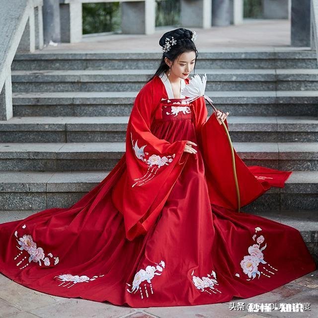 为什么有人说买汉服一定要买正品