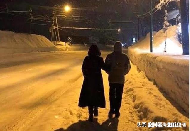 谈恋爱吃饭一定要AA制么谈恋爱对方喜欢的东西要买么