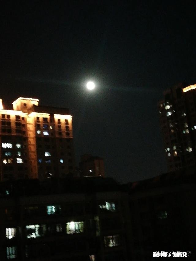 中秋节了，能晒一晒你家乡最美的中秋圆月吗