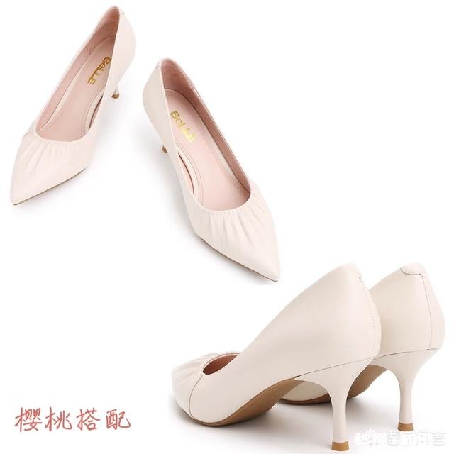 今年夏天哪些款式的女鞋最百搭又时尚，日常如何搭配，求推荐